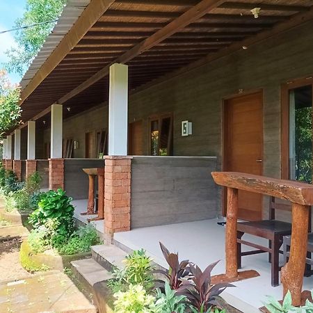 Agung Balangan Homestay Jimbaran  Exterior photo